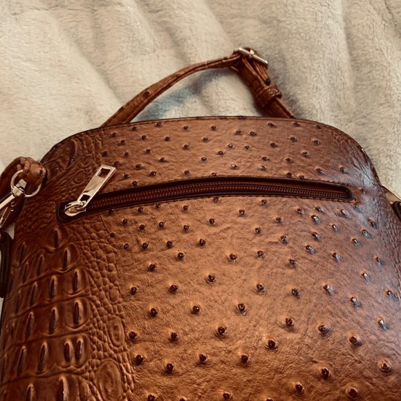 Ostrich Embossed Three Compartment Purse With Tassel and Bow - Picture 4 of 16